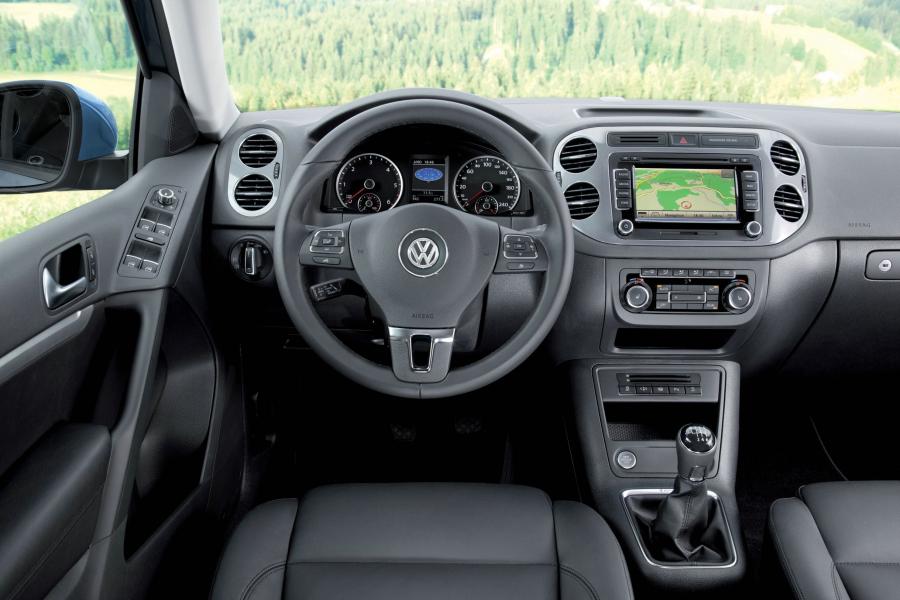  Volkswagen Tiguan 2011 года  (фото 15 из 146)